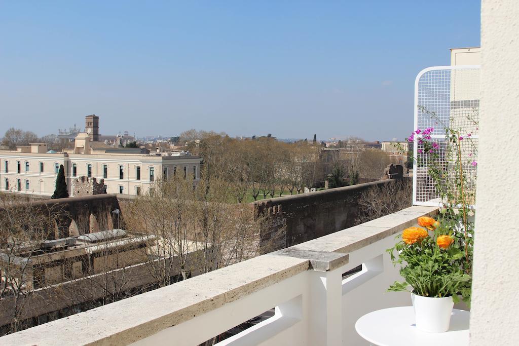 Windows On Rome Bed & Breakfast Exterior photo